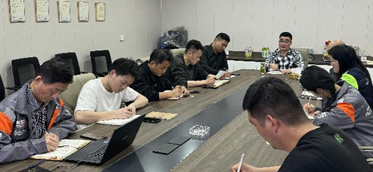 合鑫机械召开产品项目推进会 强化多部门协同确保项目交付